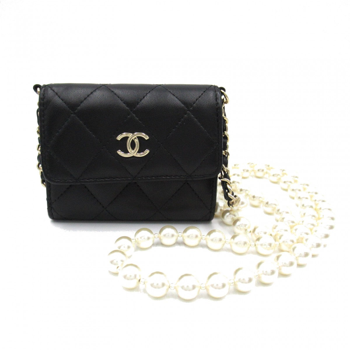 Chanel mini pearl purse on chain  SPLISH
